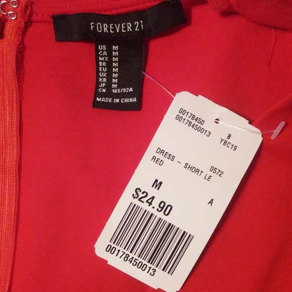 DONATING! Sexy Red Cocktail Dress Size M - Picture 1 of 5